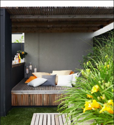 Outdoor Lounge with Naturally Green Concept pictures