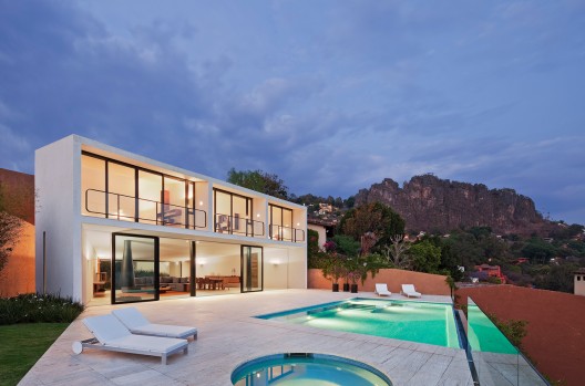 Interior And Exterior In The Natural Scenery Concept by Parque Humano